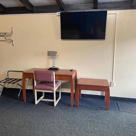 Budget Inn - Madison Luaran gambar